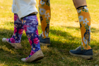 What to Look for in Compression Socks & EasyStretch™ Socks