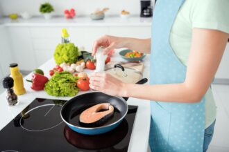 9 Foods That May Help or Hurt Anxiety