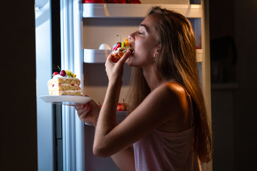 15 Unhealthy Eating Habits You Should Let Go of for Better Nutrition